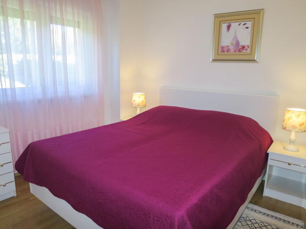 Holiday Home Ive By Interhome Petrcane Esterno foto