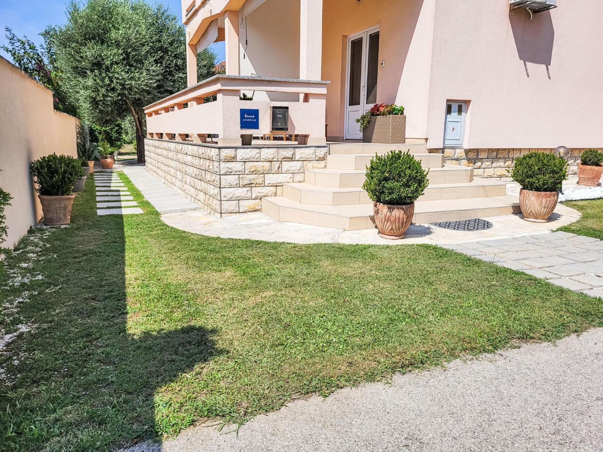 Holiday Home Ive By Interhome Petrcane Esterno foto