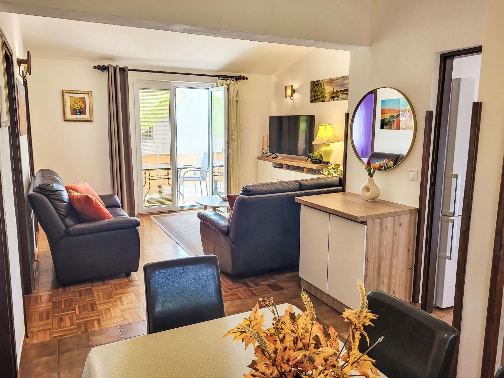 Holiday Home Ive By Interhome Petrcane Esterno foto