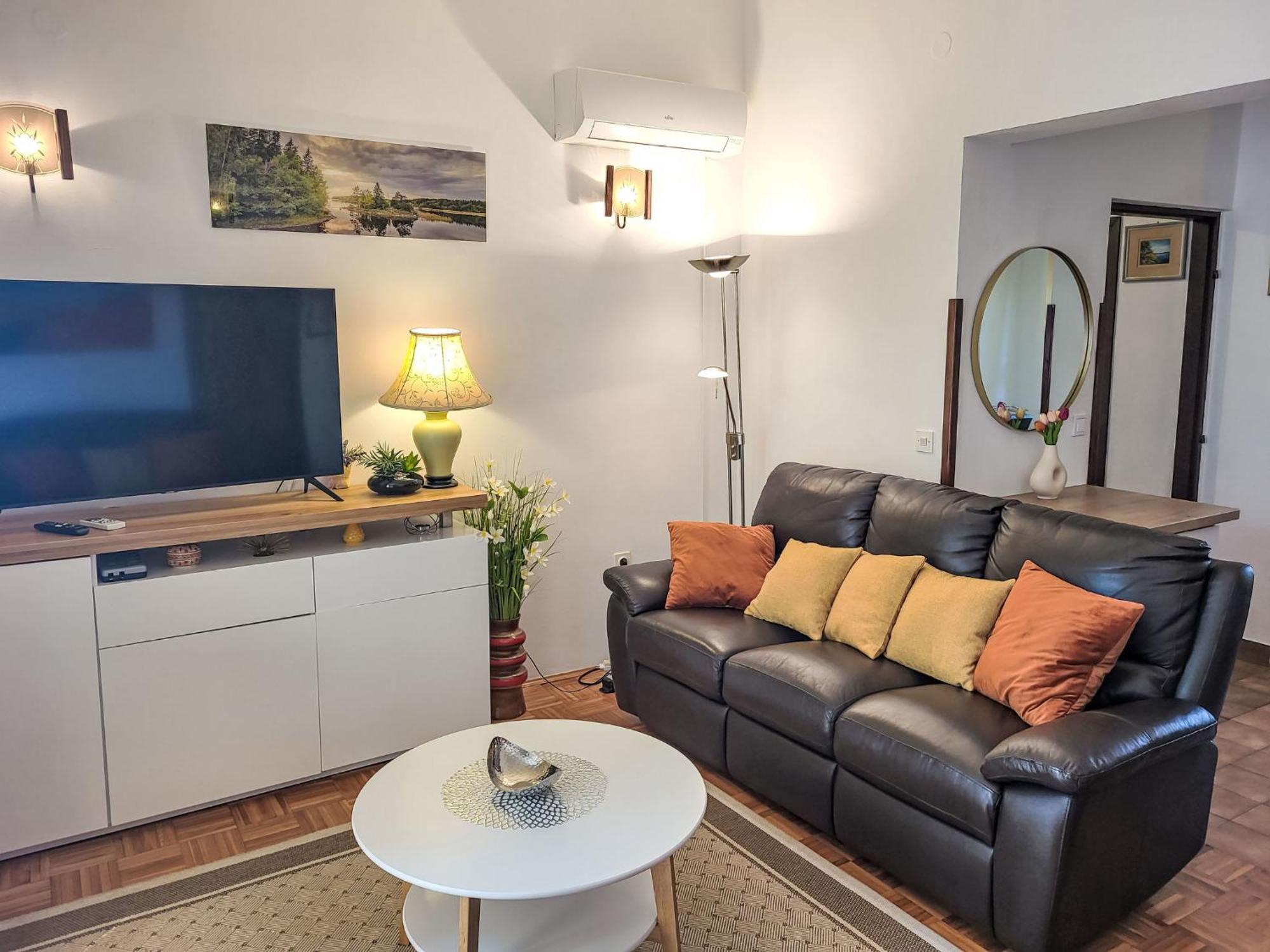Holiday Home Ive By Interhome Petrcane Esterno foto