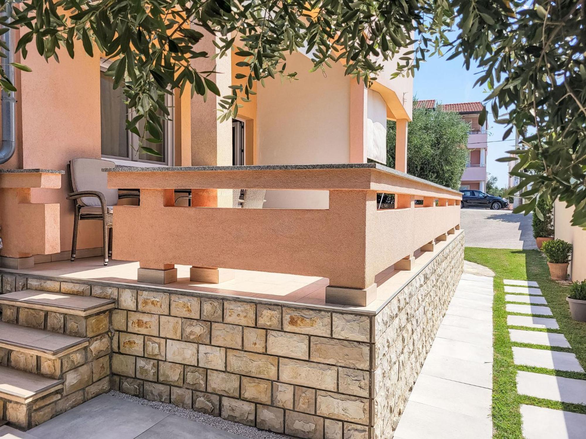 Holiday Home Ive By Interhome Petrcane Esterno foto
